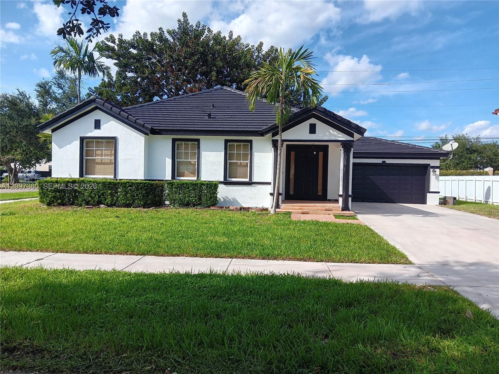 12971 SW 200th Ter, Miami FL 33177 photo 2