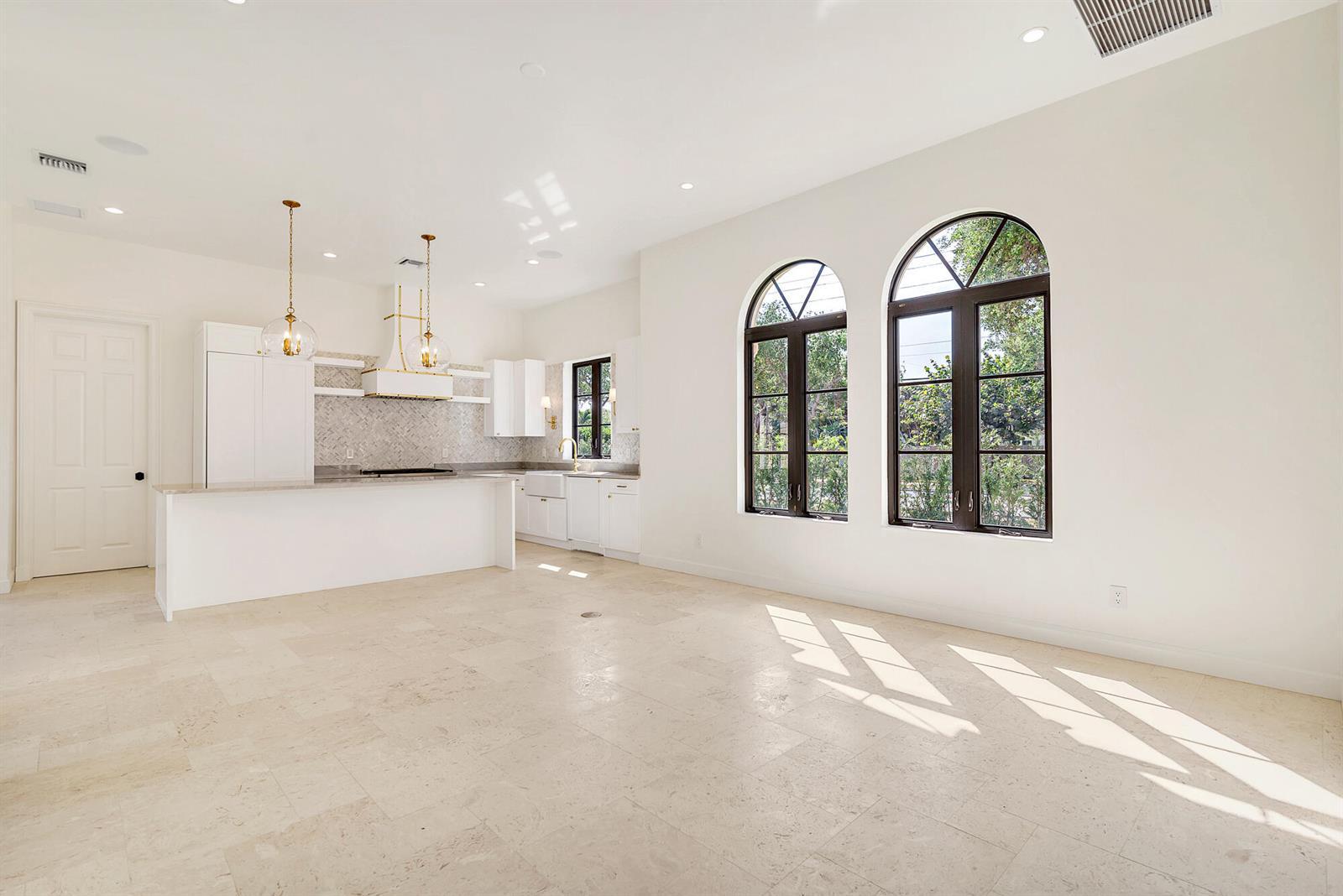 270 Palmetto Lane, West Palm Beach FL 33405 photo 4