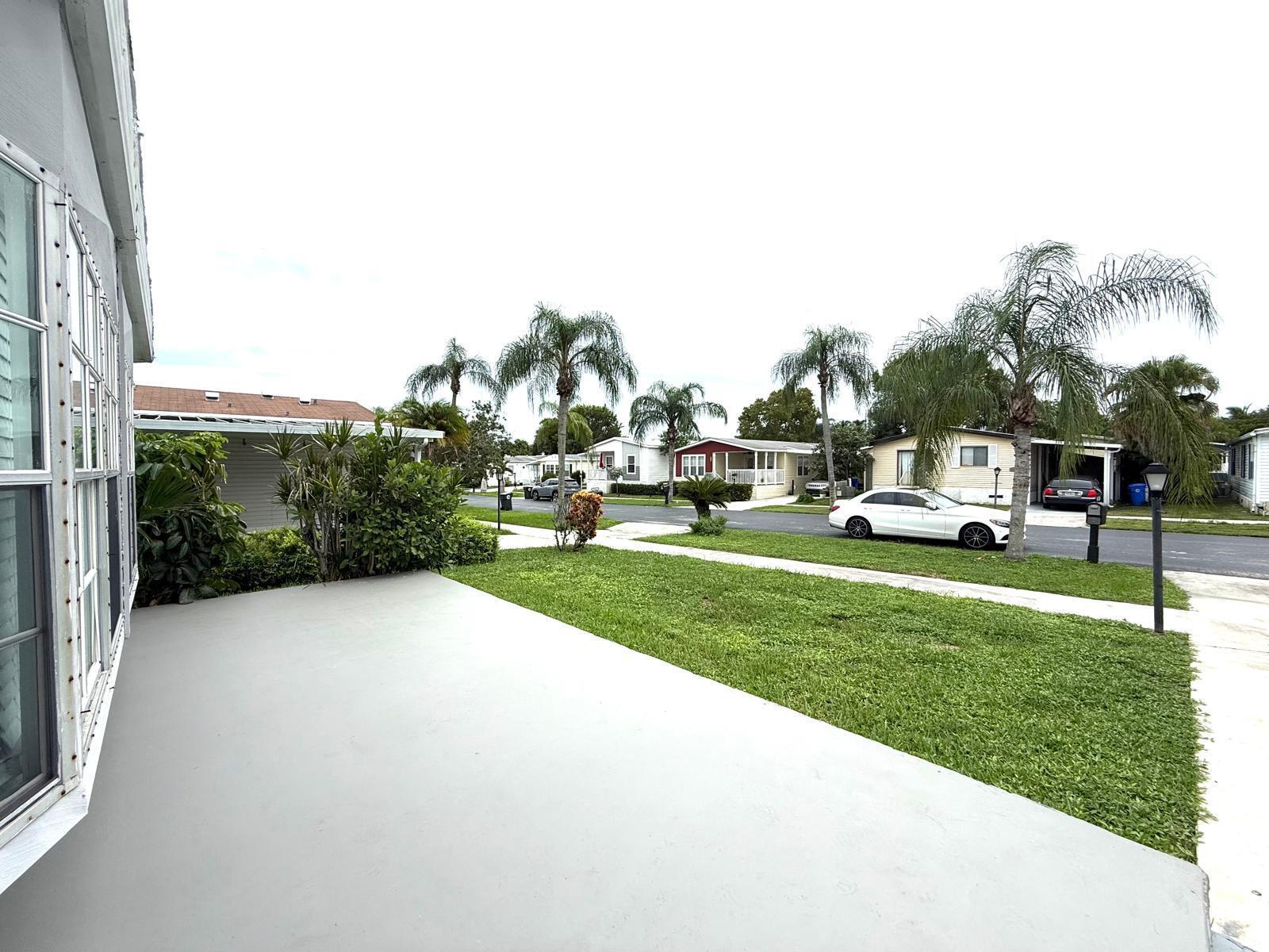 3319 NW 64th Court, Coconut Creek FL 33073 photo 2