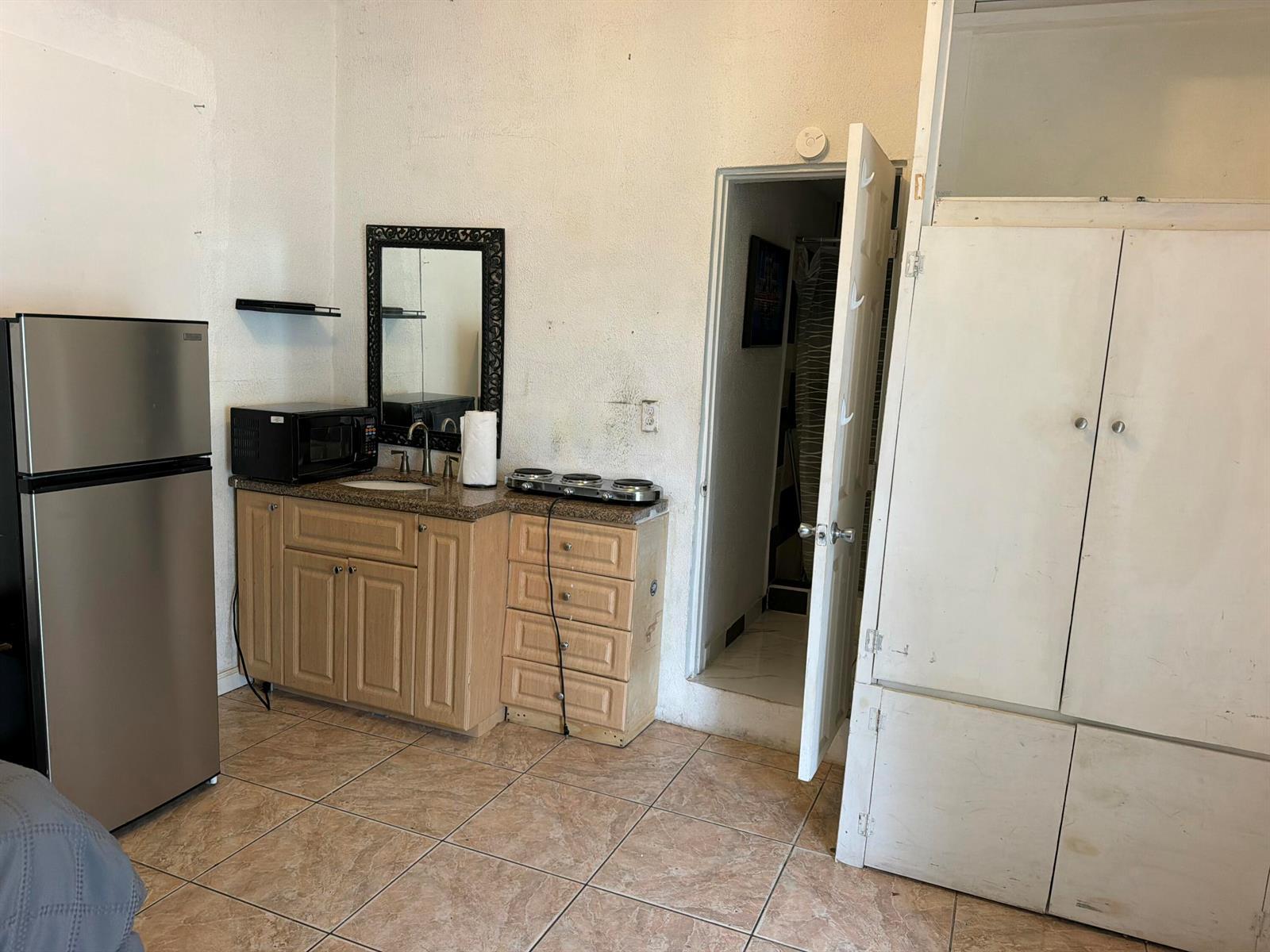 1822 Cleveland Street # 3, Hollywood FL 33020 photo 3