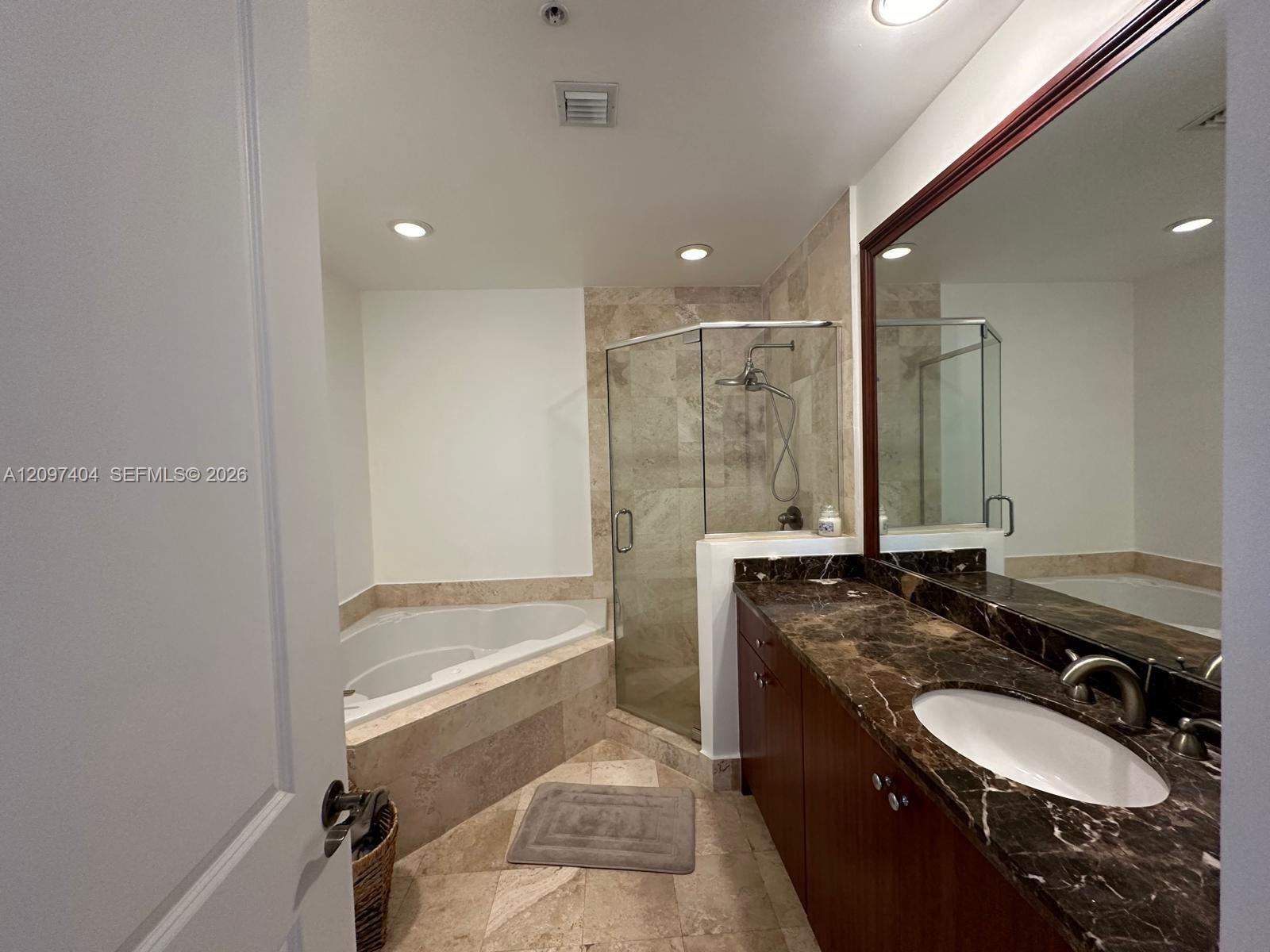 1607 Ponce De Leon Blvd # 8D, Coral Gables FL 33134 photo 5