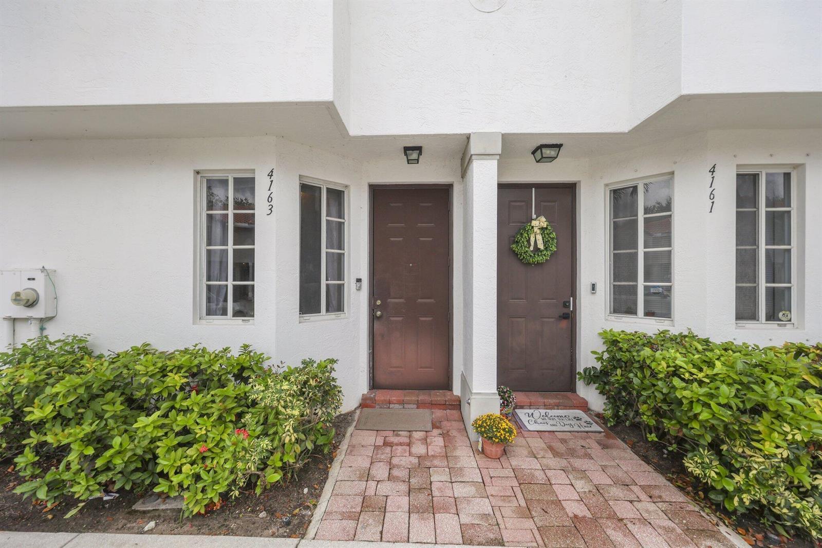 4163 Napoli Lake Drive, Riviera Beach FL 33410 photo 3