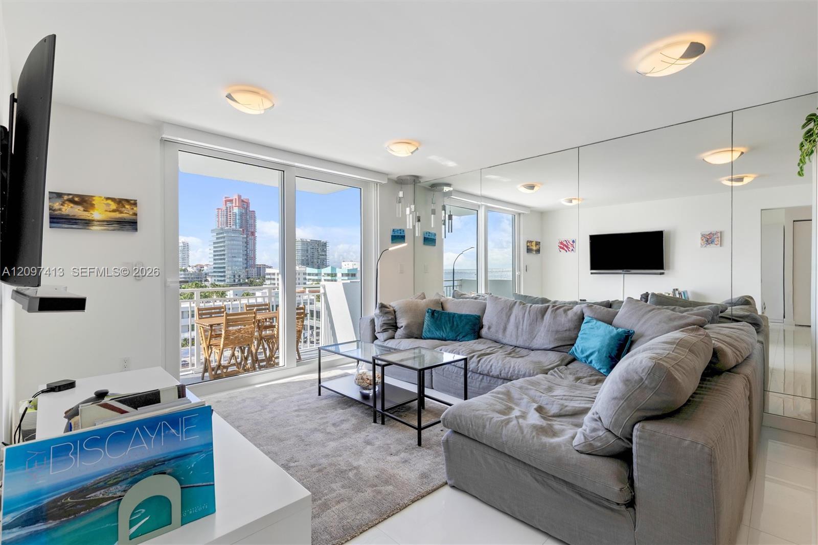 345 Ocean Dr # 1012, Miami Beach FL 33139 photo 3