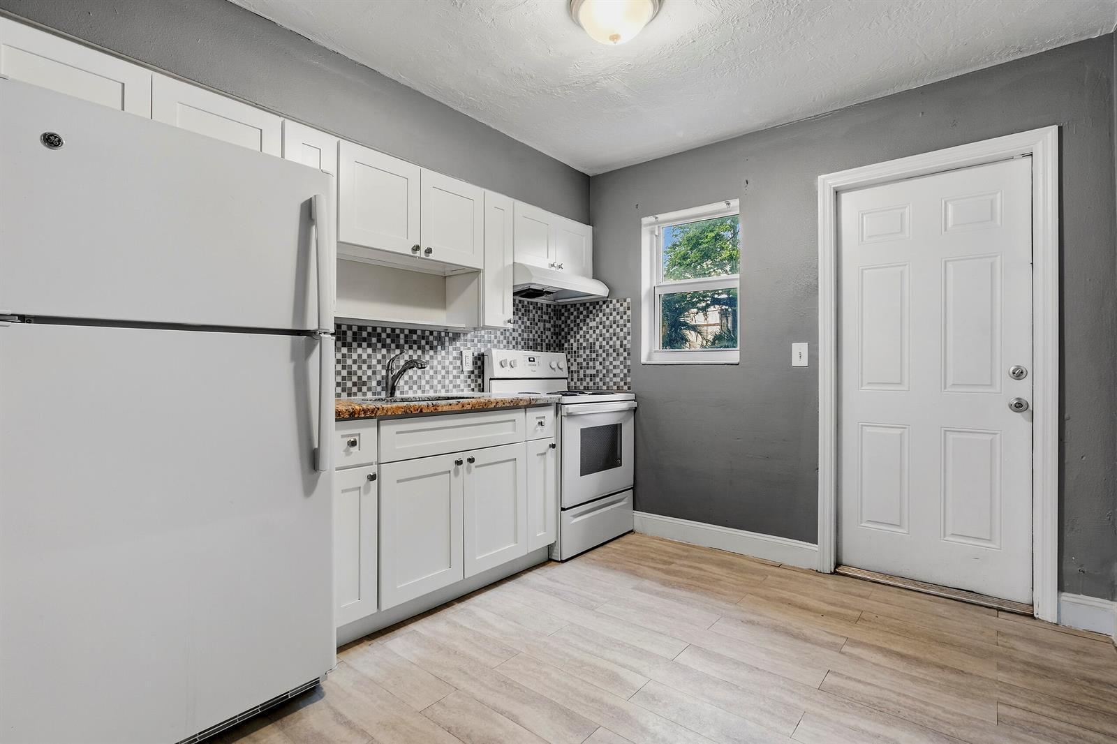 741 NW 4TH Avenue, Fort Lauderdale FL 33311 photo 3