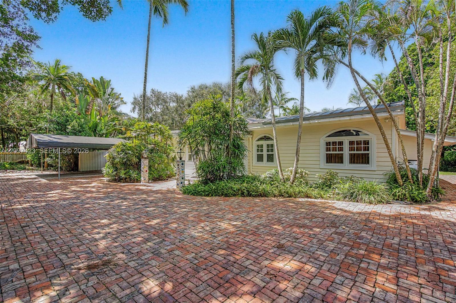 13470 SW 67th Ave, Pinecrest FL 33156 photo 3