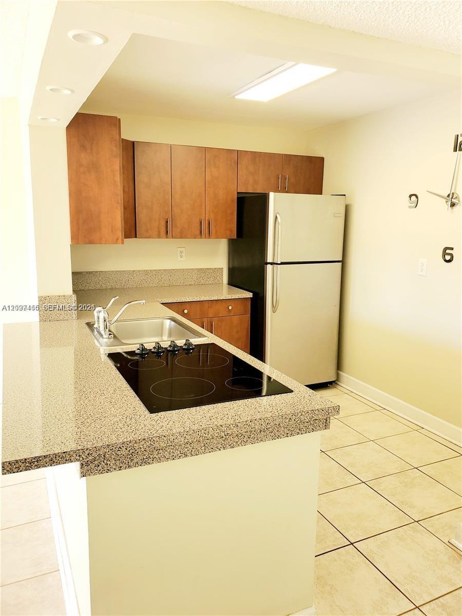 5199 NW 7th St # 302, Miami FL 33126 photo 3