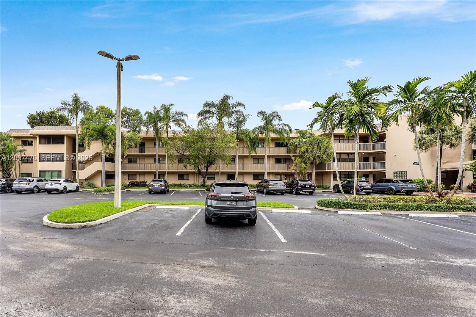 Tamarac, FL 33321 photo 2