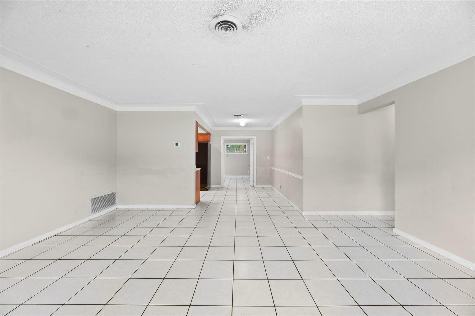 831 NW 43RD Avenue, Coconut Creek FL 33066 photo 3