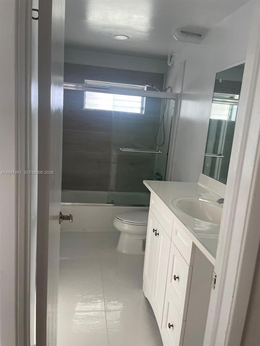 1750 NE 115th St # 103, Miami FL 33181 photo 4