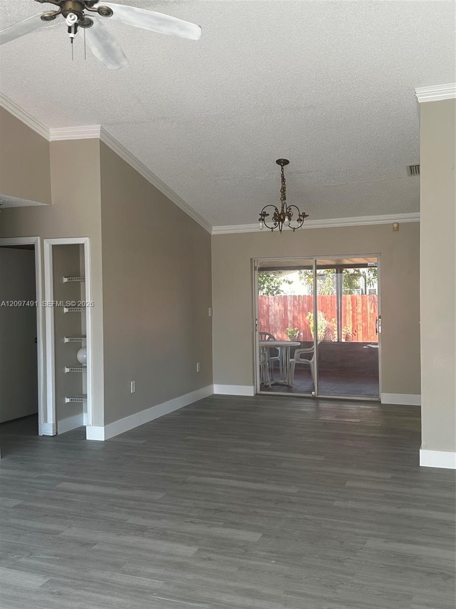 20200 NW 32nd Ave, Miami Gardens FL 33056 photo 2