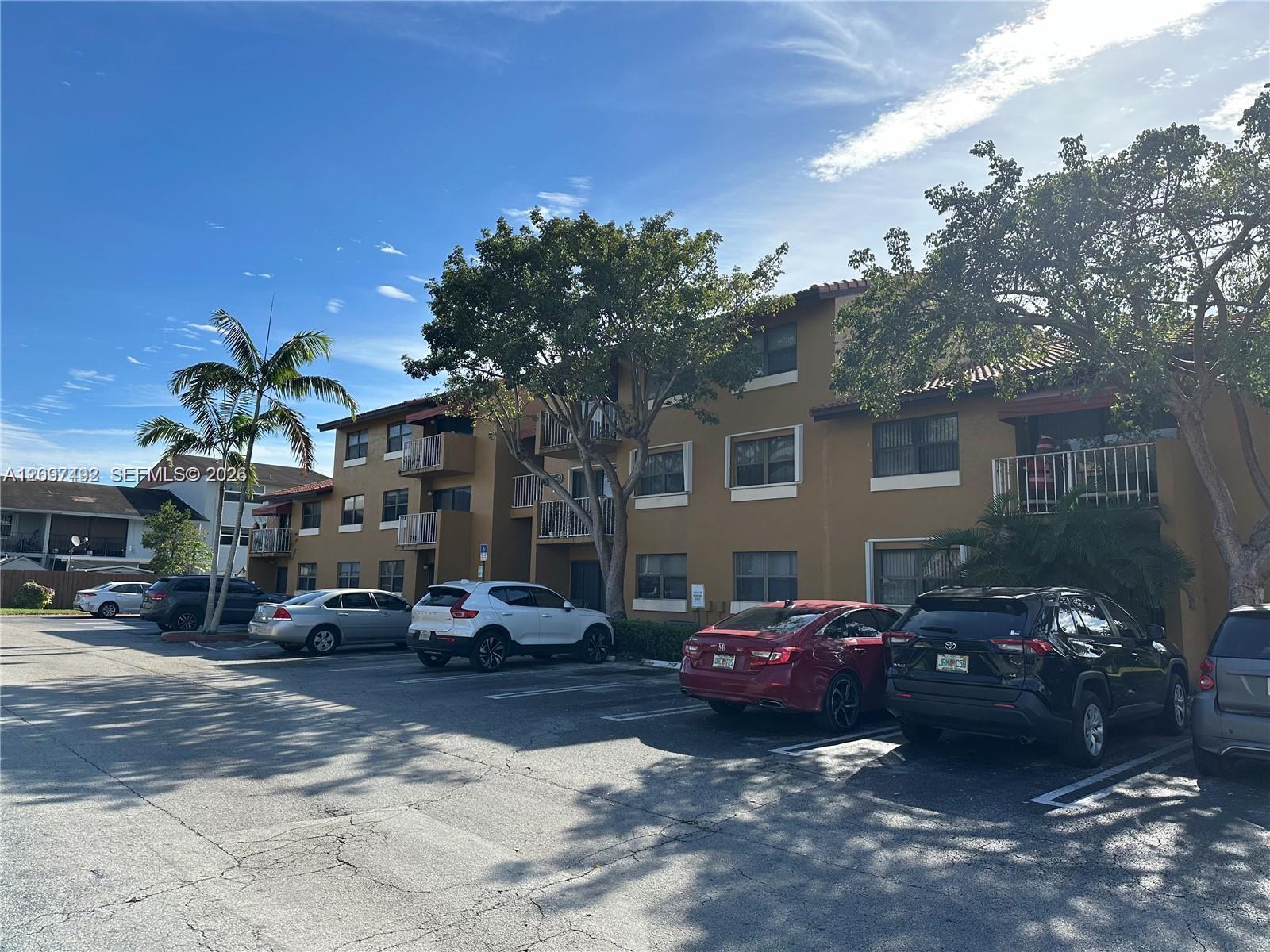 15560 SW 80th St # 301, Miami FL 33193