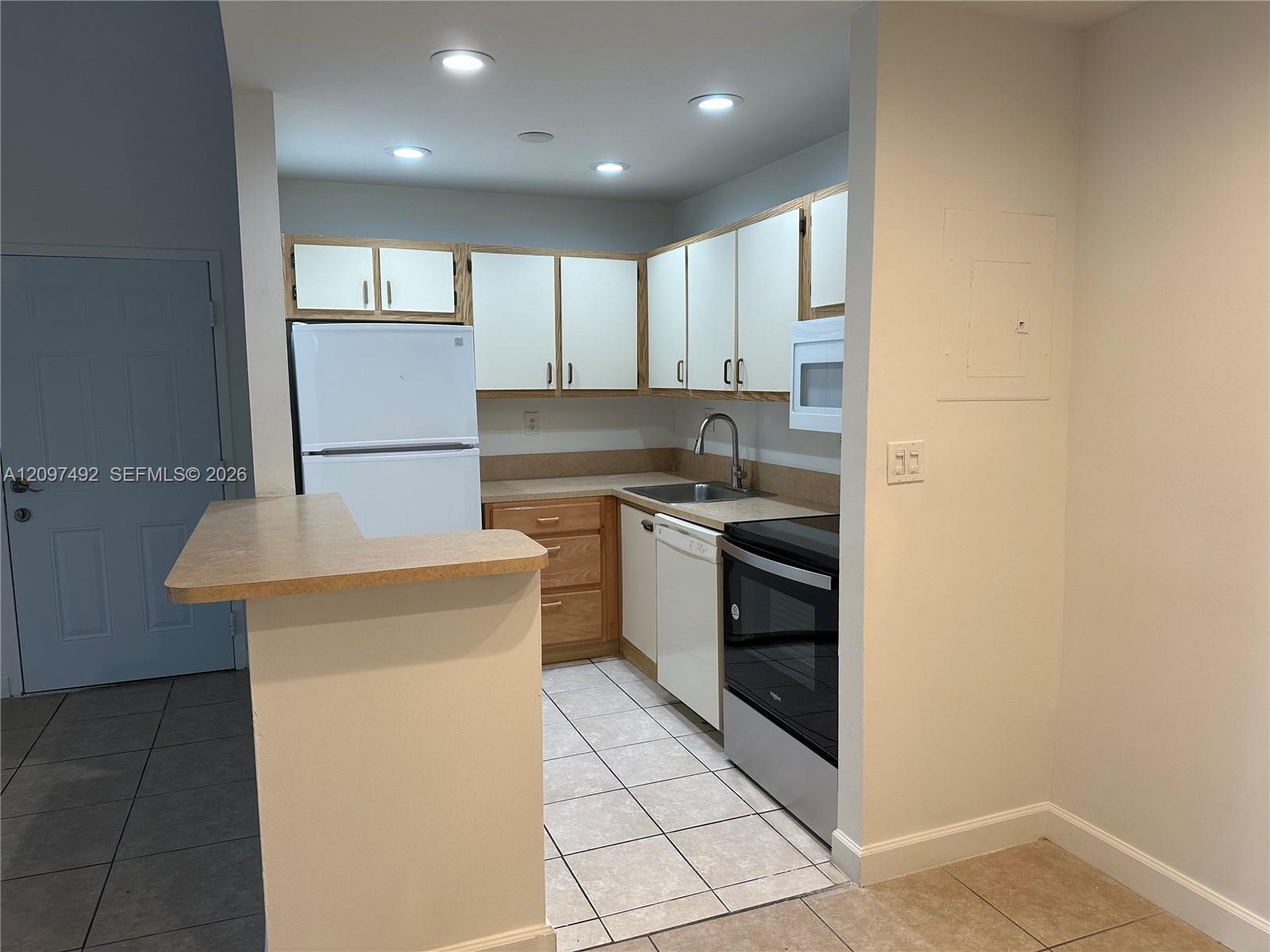 15560 SW 80th St # 301, Miami FL 33193 photo 5