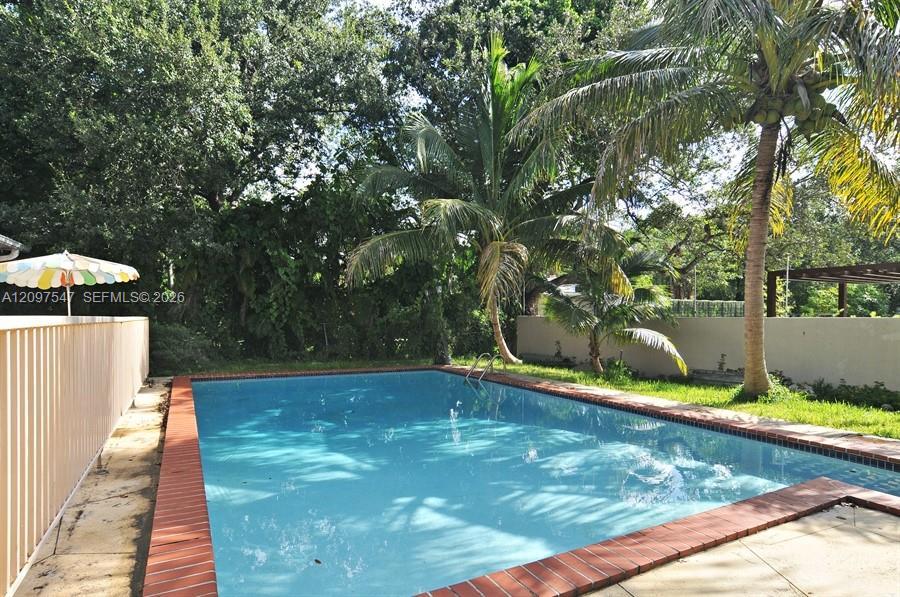 6851 Sunset Dr, South Miami FL 33143 photo 3