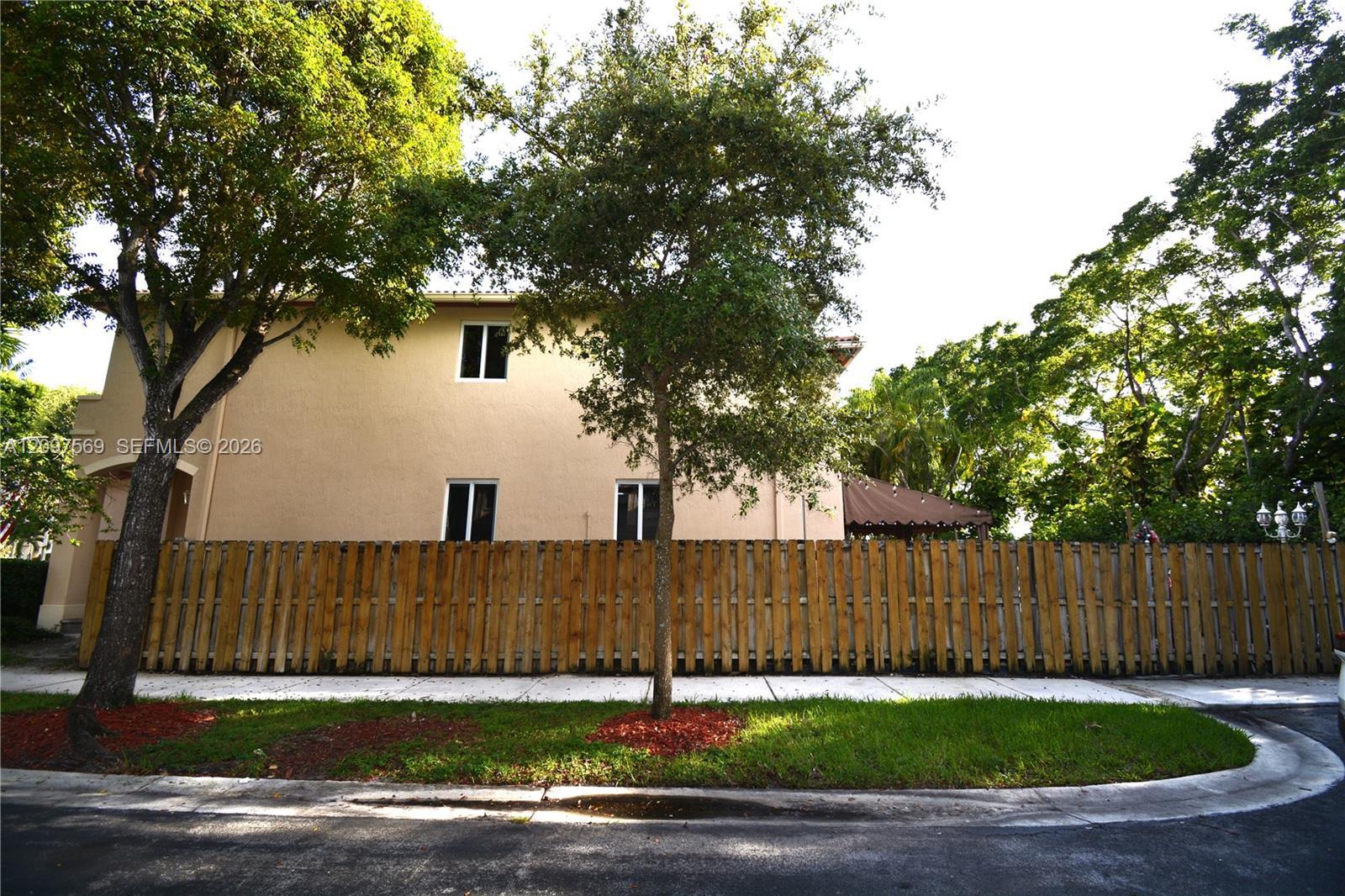 6804 NW 116th Ct, Doral FL 33178 photo 3