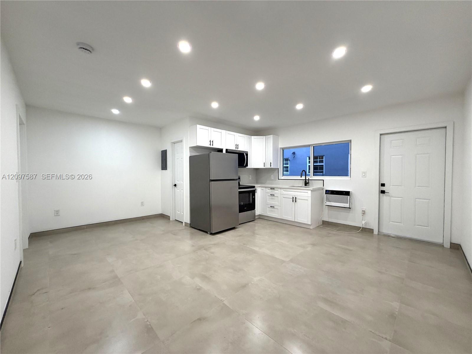 1235 Normandy Dr # 2, Miami Beach FL 33141 photo 5