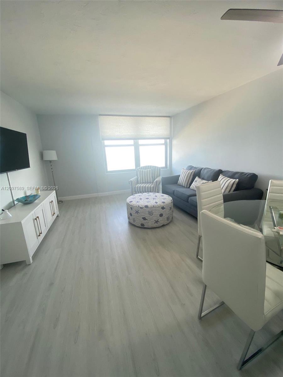 2899 Collins Ave # 1743, Miami Beach FL 33140 photo 2