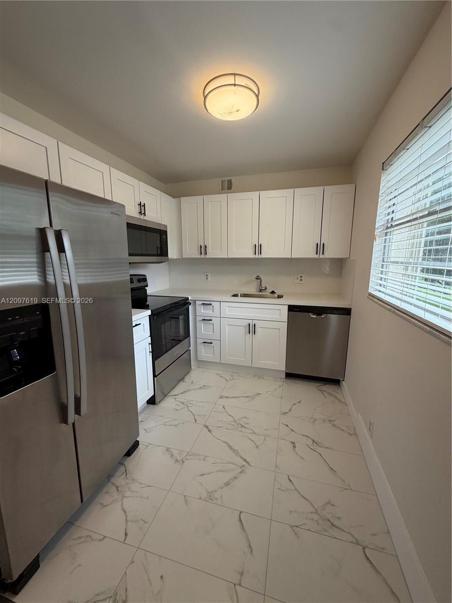 100 SW 132nd Way # 304K, Pembroke Pines FL 33027 photo 2
