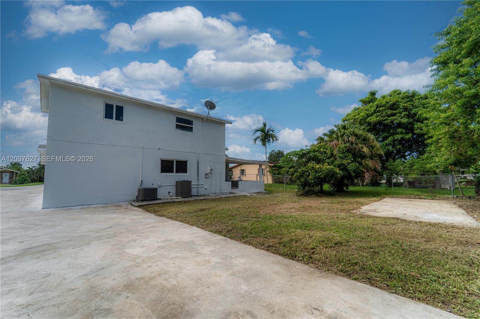 760 NW 6th St, Florida City FL 33034 photo 3
