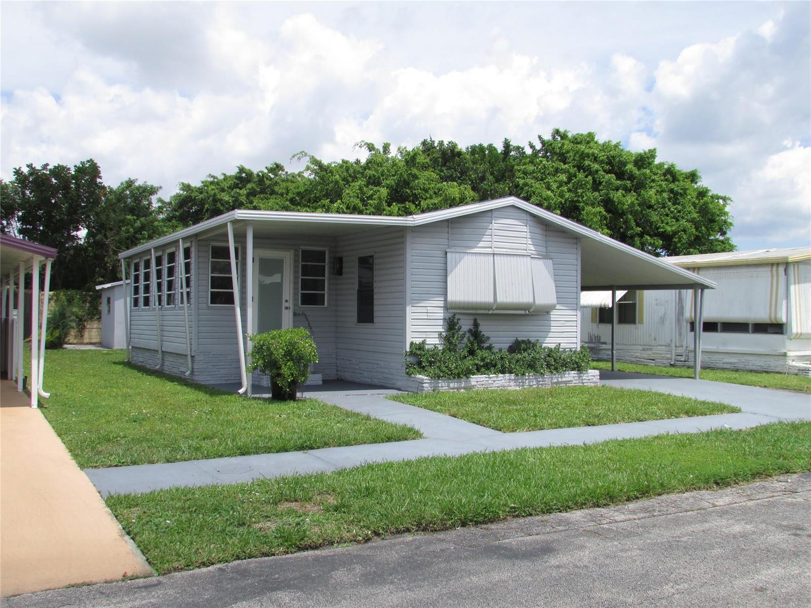 5249 NW 4TH Terrace, Deerfield Beach FL 33064