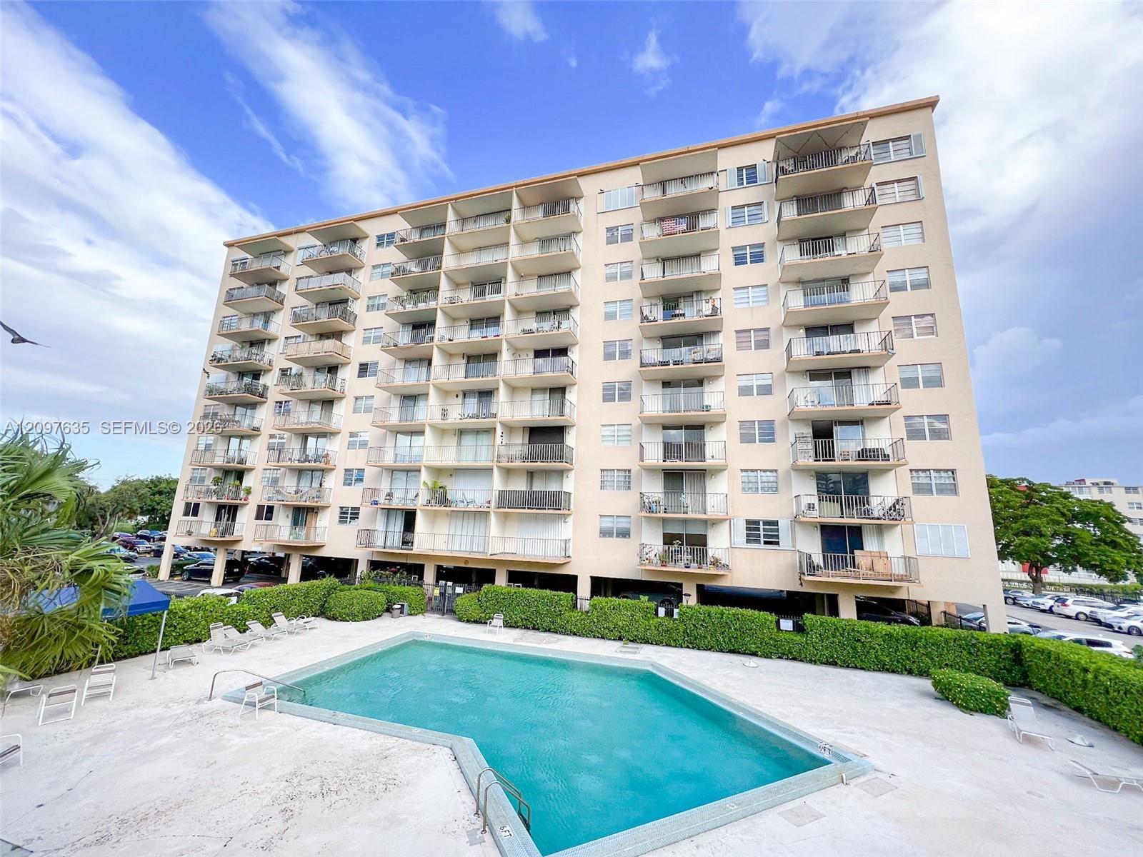 1470 NE 125th Ter, North Miami FL 33161 photo 3