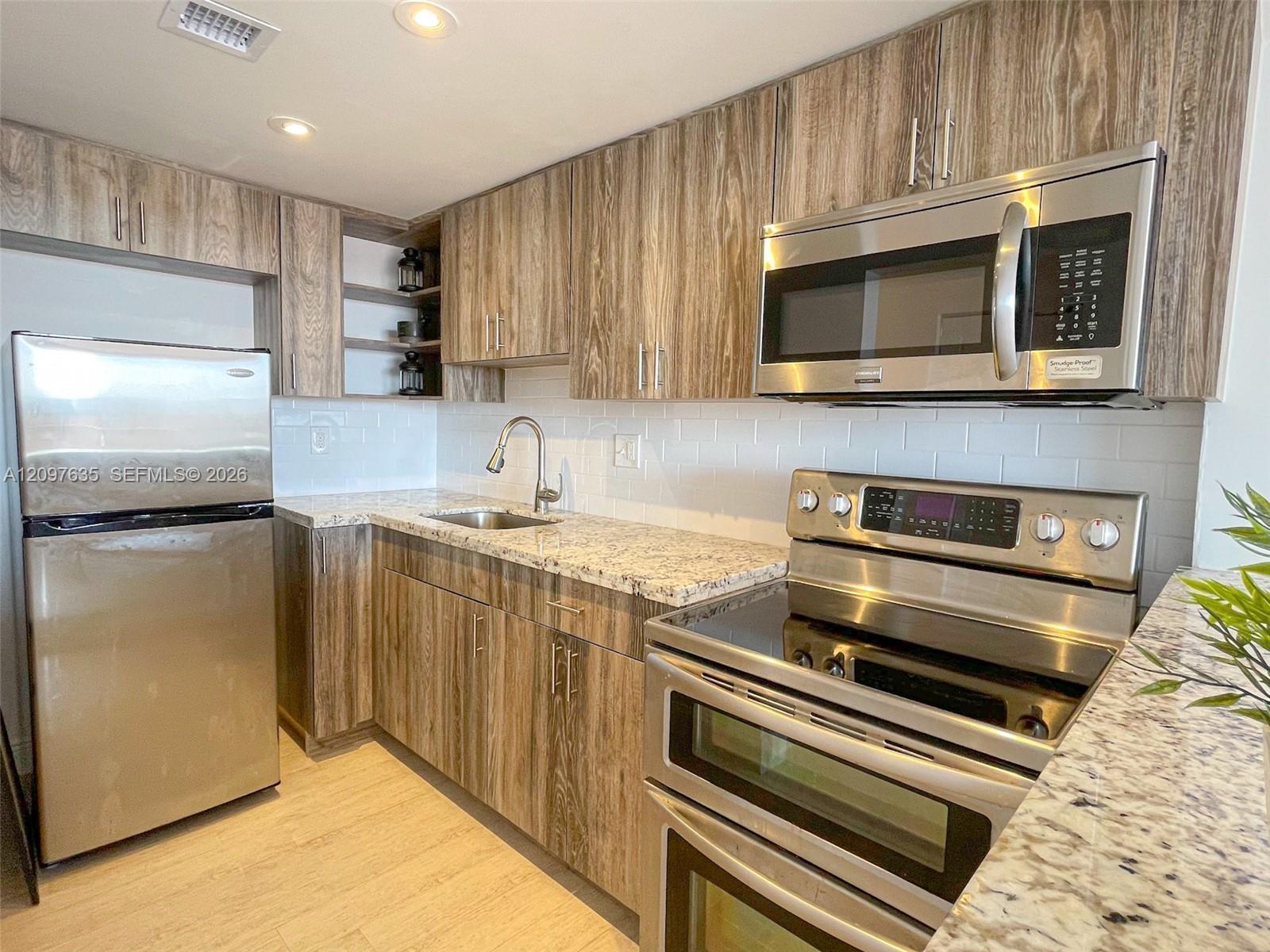1470 NE 125th Ter, North Miami FL 33161 photo 5