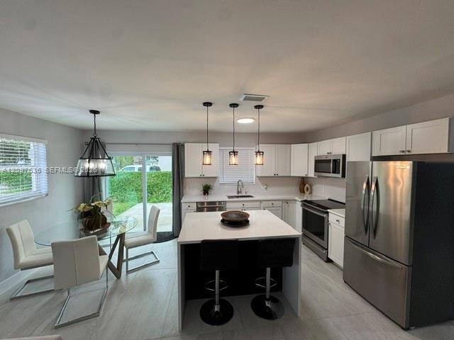 982 NW 3rd St, Florida City FL 33034 photo 4
