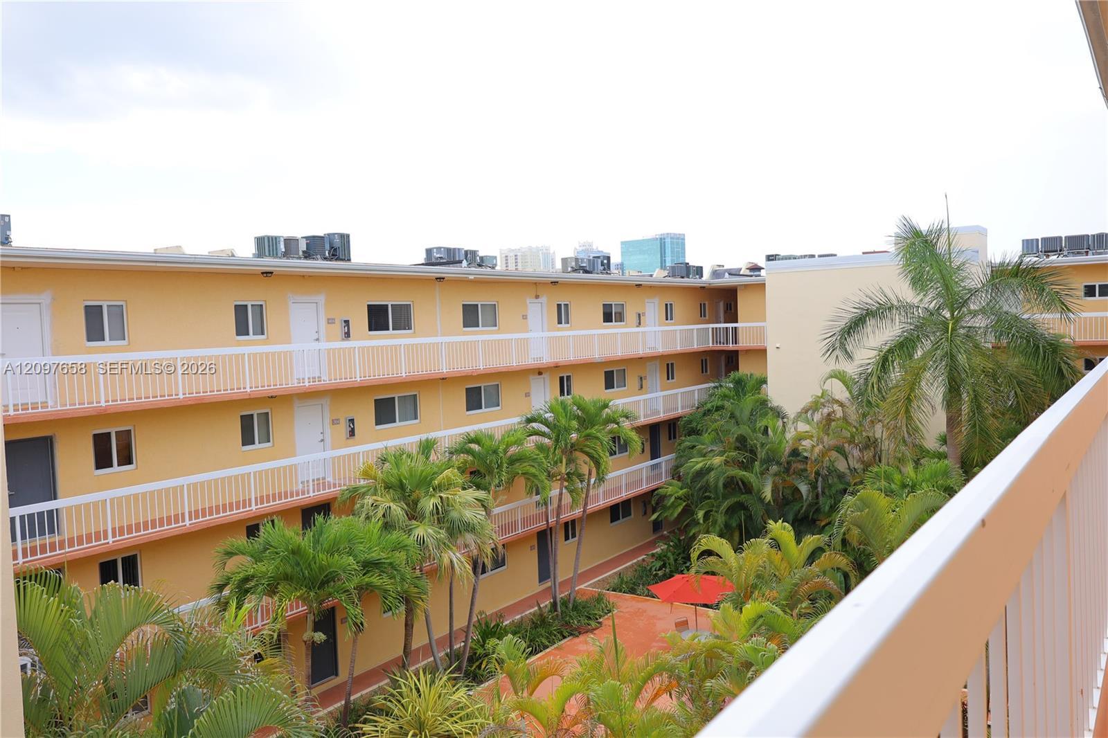 7815 Camino Real # 414, Miami FL 33143 photo 2
