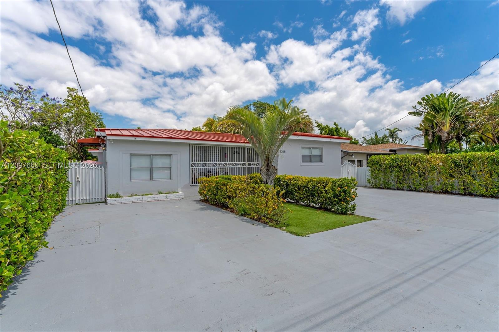 6355 SW 30th St, Miami FL 33155 photo 2