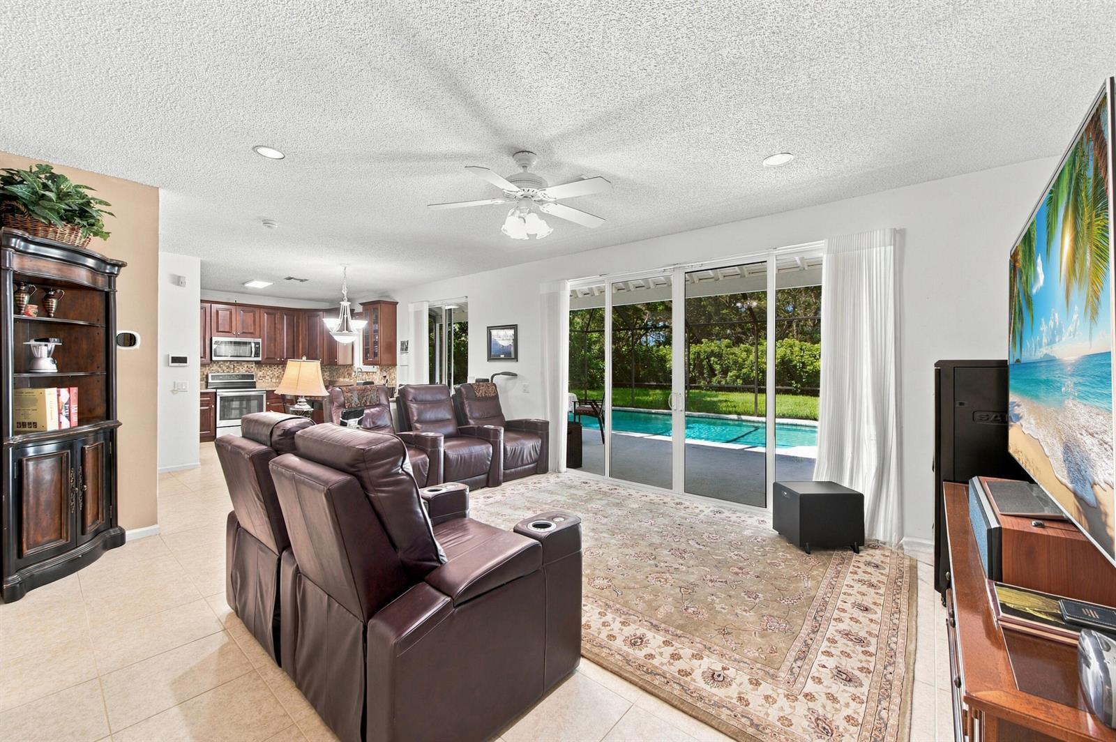 1985 Landing Way, Weston FL 33326 photo 4