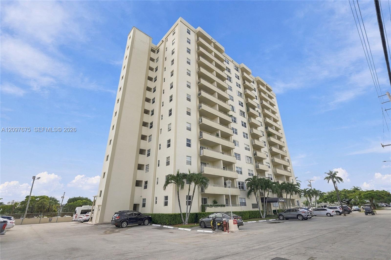 900 NE 18th Ave # 304, Fort Lauderdale FL 33304 photo 2