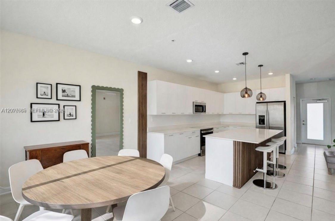 Doral, FL 33166 photo 5