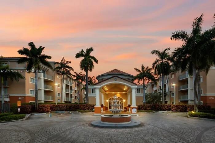 4031 N Pine Island Rd # 405, Sunrise FL 33351
