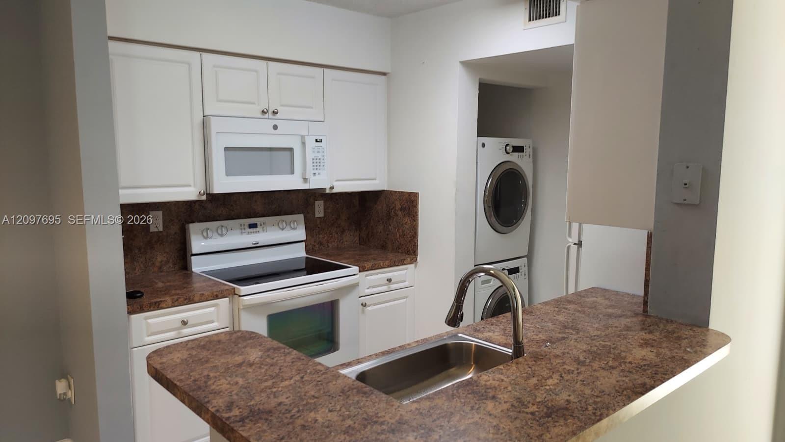 15231 SW 80th St # 209, Miami FL 33193 photo 5