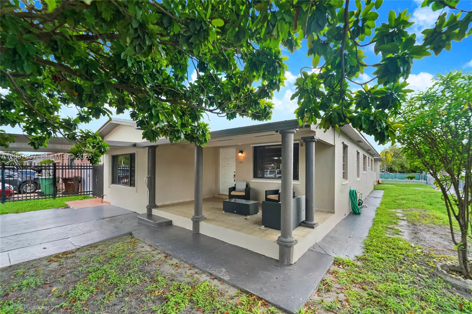 1321 W 2nd Ave, Hialeah FL 33010 photo 2