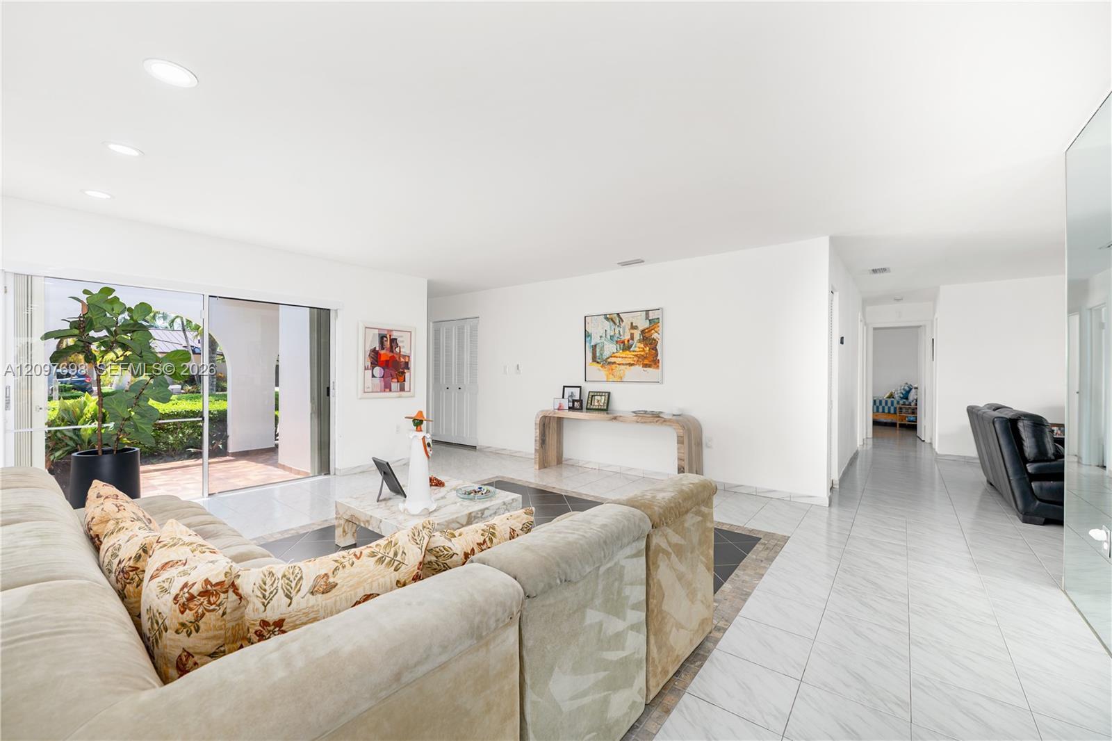 12505 SW 22nd Ter, Miami FL 33175 photo 5