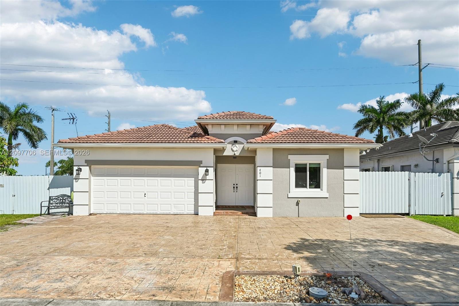 401 SE 17th Ave, Homestead FL 33033 photo 2