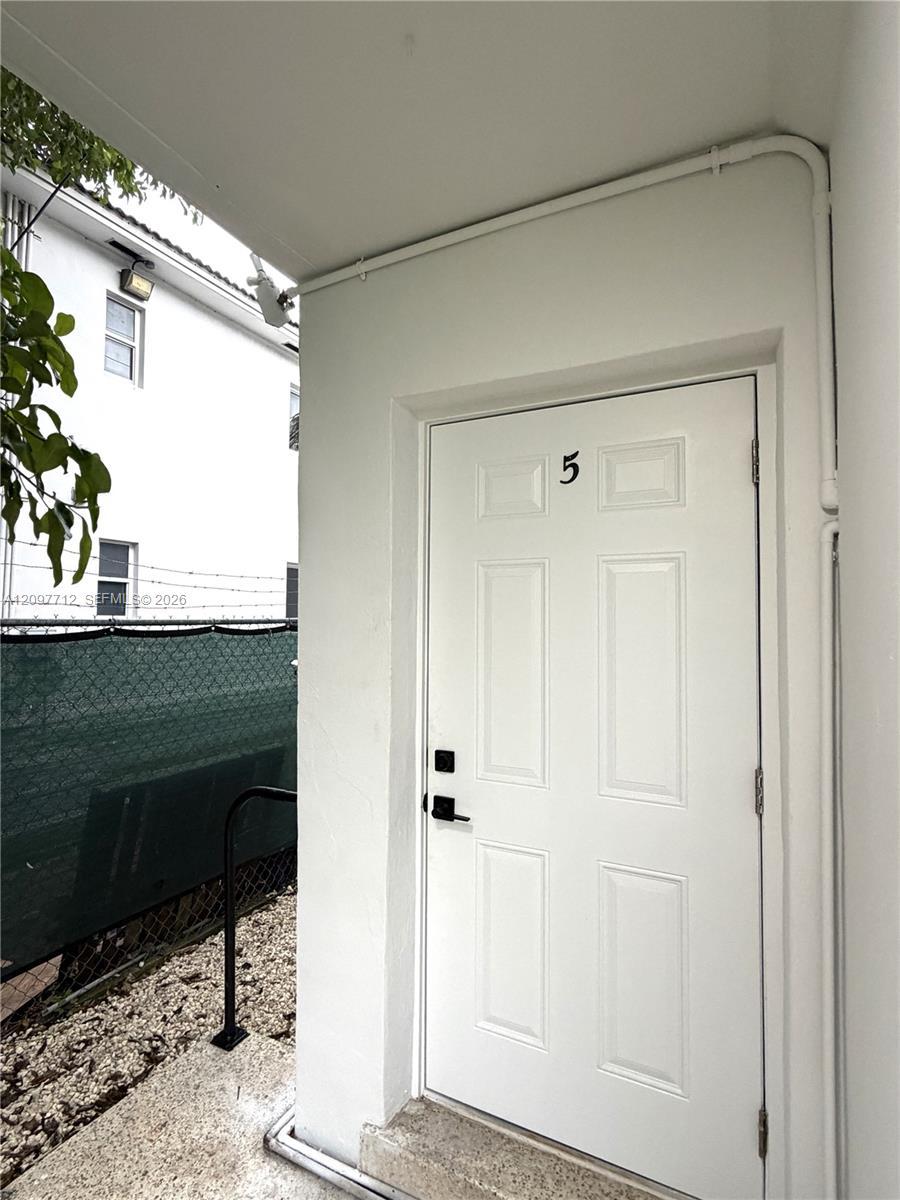 1235 Normandy Dr # 5, Miami Beach FL 33141 photo 2