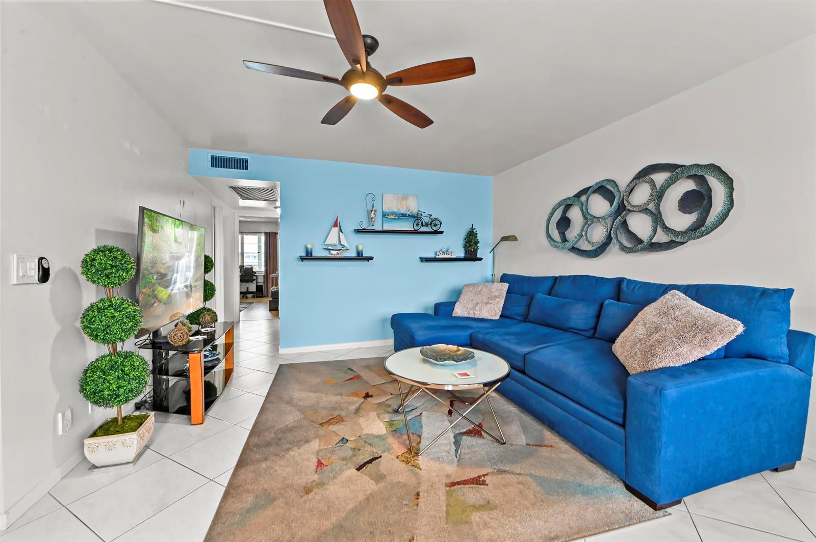 3026 Cornwall B, Boca Raton FL 33434