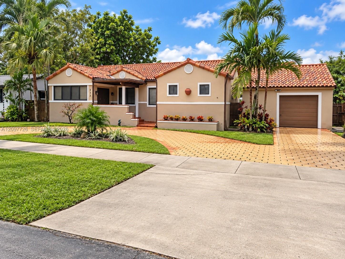 333 Whitethorn Dr, Miami Springs FL 33166 photo 2
