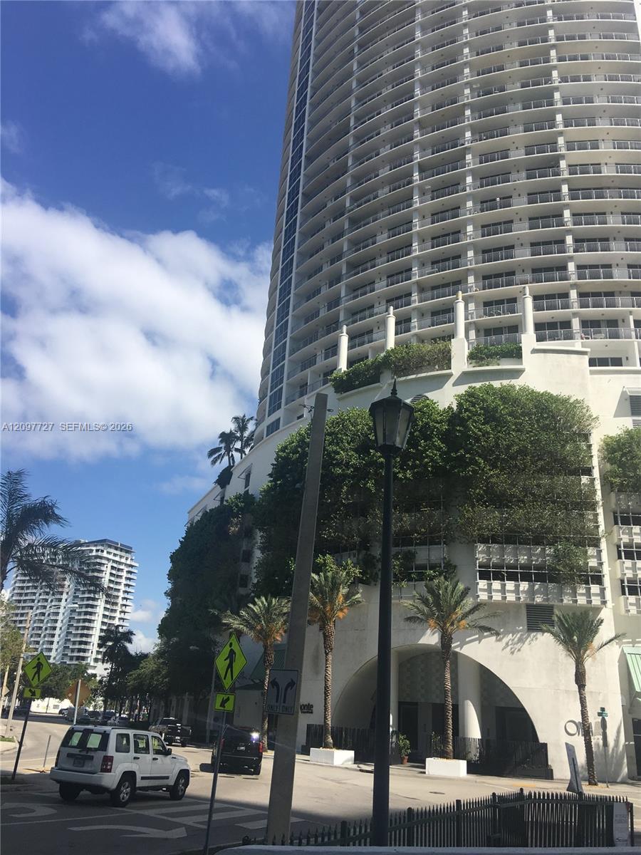 1750 N Bayshore Dr # 2408, Miami FL 33132 photo 2