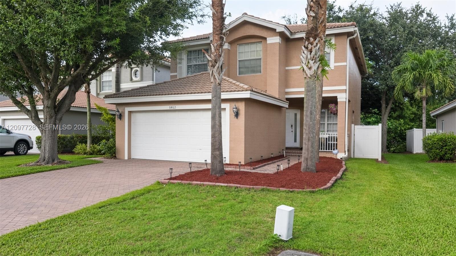 5402 W Queenship Ct, Green Acres FL 33463 photo 3