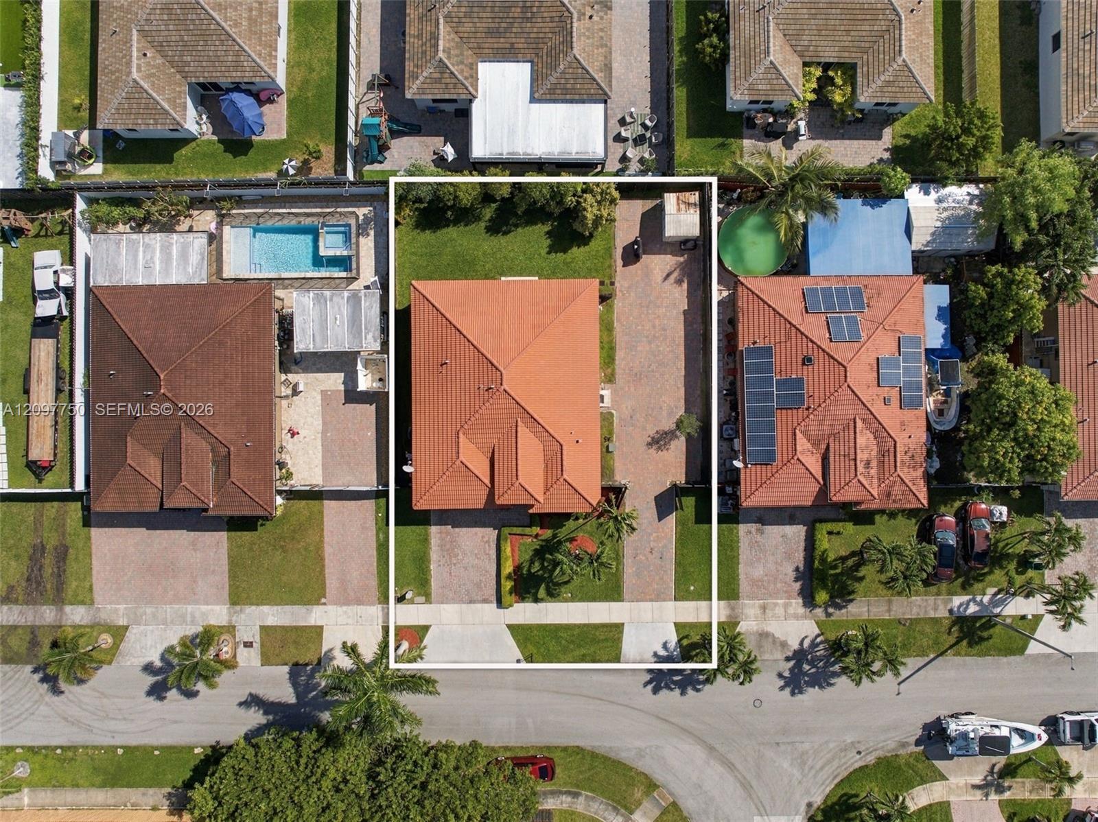 1504 SE 5th St, Homestead FL 33033 photo 2