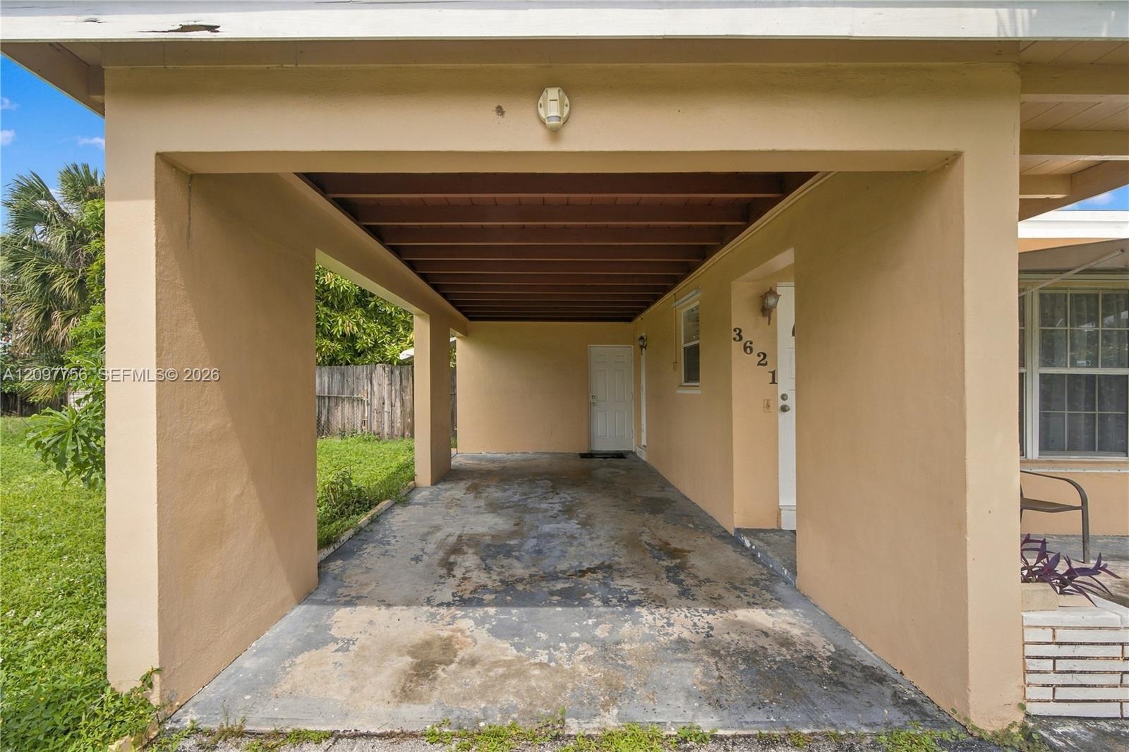 3621 SW 3rd St, Fort Lauderdale FL 33312 photo 3