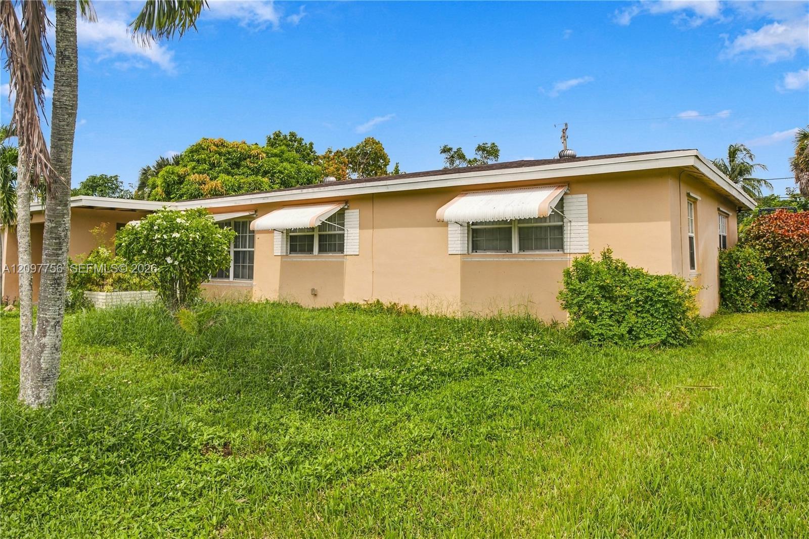 3621 SW 3rd St, Fort Lauderdale FL 33312 photo 4