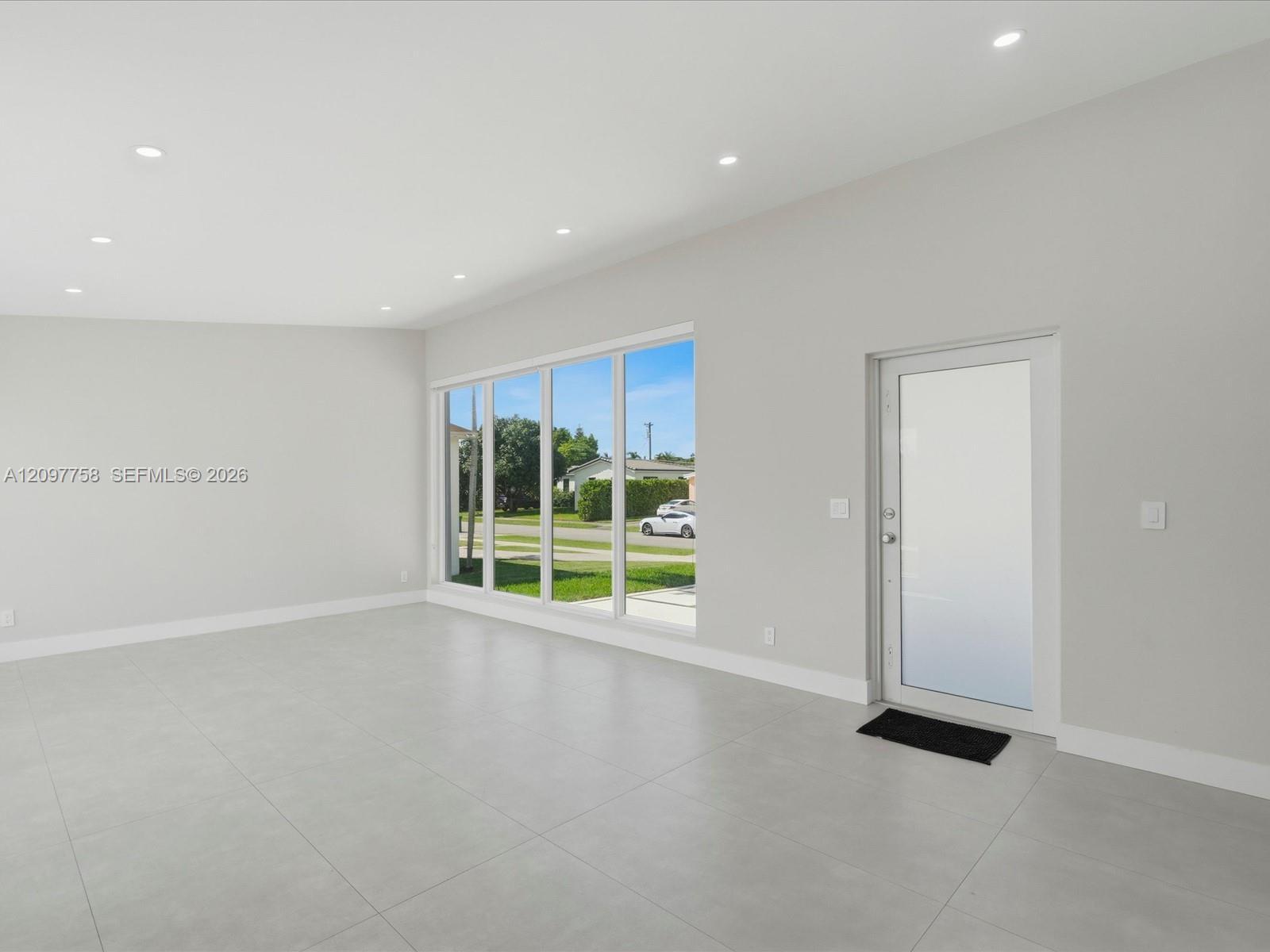 8440 SW 34th Ter, Miami FL 33155 photo 5