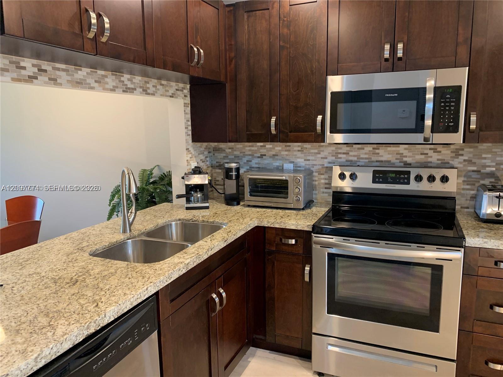 15705 W Waterside Cir # 203, Sunrise FL 33326 photo 4