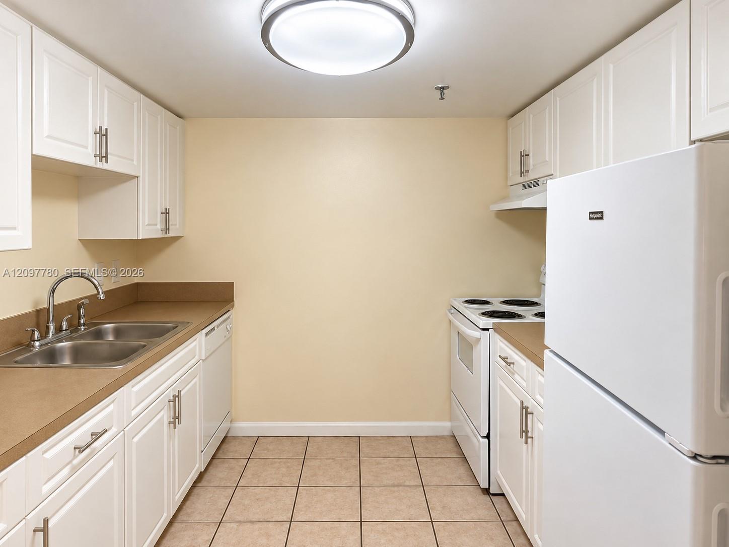915 NW 1st Ave # H0605, Miami FL 33136 photo 5