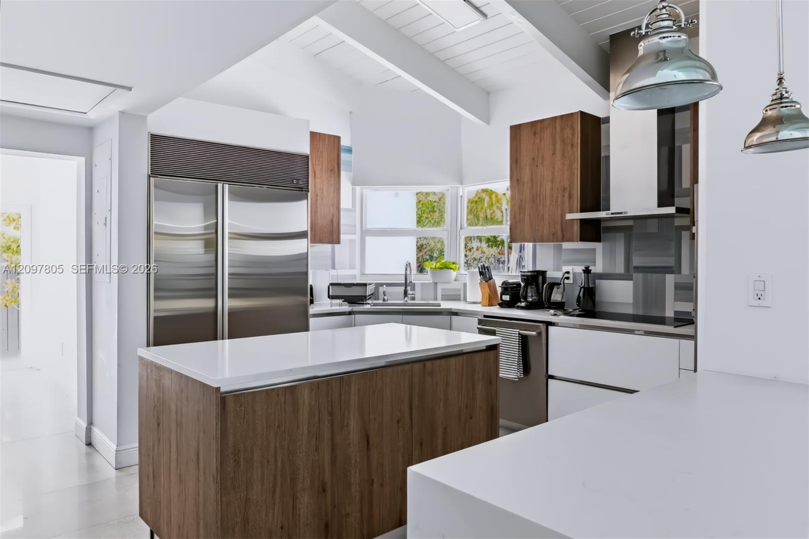 330 Glenridge Rd, Key Biscayne FL 33149 photo 5