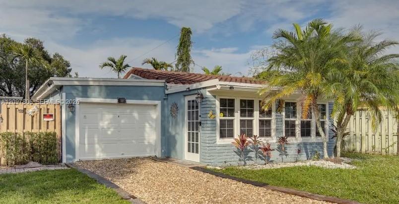 1237 SW 28th St, Fort Lauderdale FL 33315