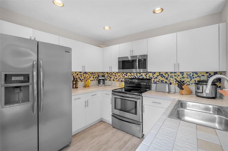 4734 SW 13TH Place, Deerfield Beach FL 33442 photo 4